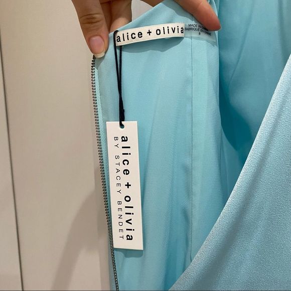 NWT Alice + Olivia Ettley Halter Satin Maxi Dress Gown in Light Blue - Size 8 - Picture 6 of 10